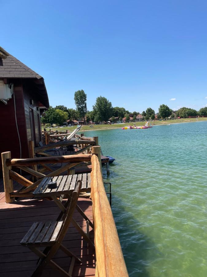 Bungalov Na Vode - Lobster Apartment Senec Exterior photo